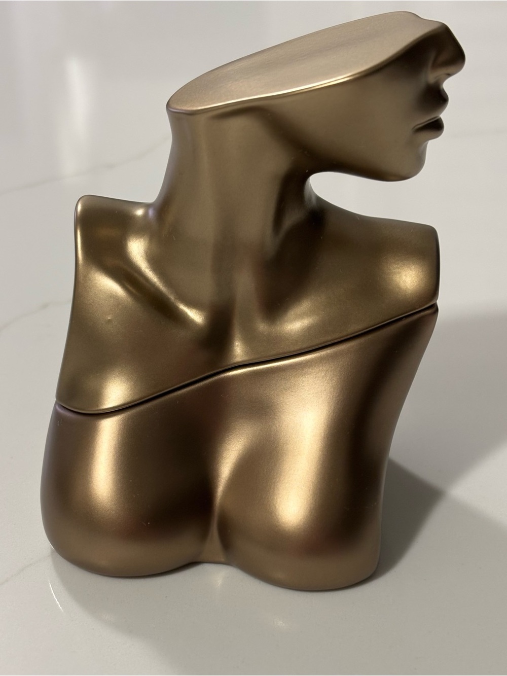 Billie Eilish "Eilish" No. 1 FULL 3.4 fl oz
Perfume